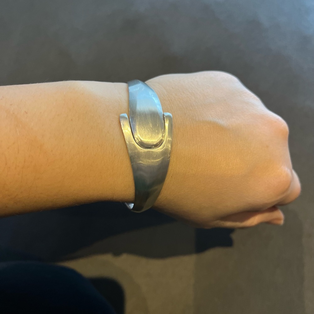 Minimalist Solid Silver Bangle Bracelet - image 2